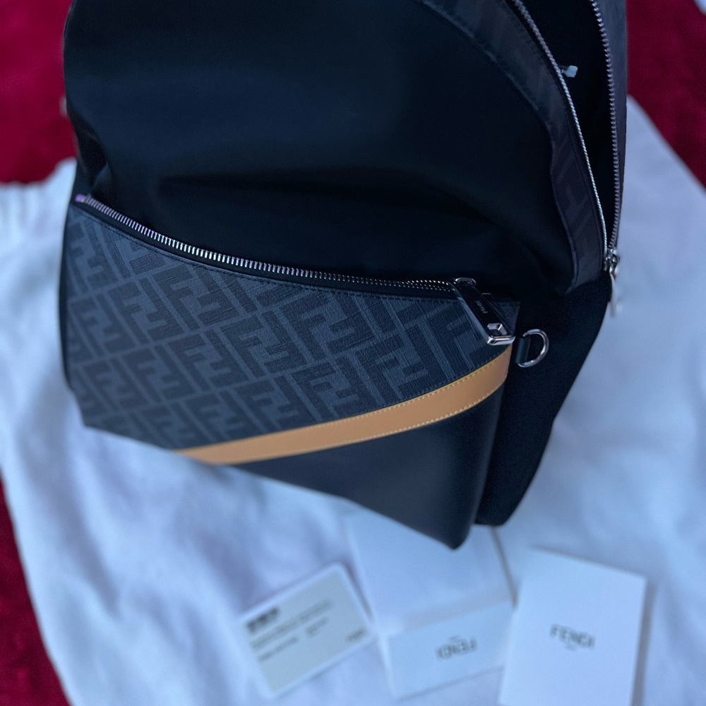 Fendi mens bag 100% authentic